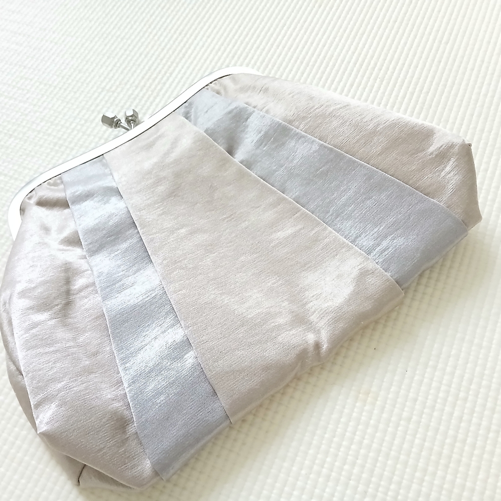 Fancy Evening Cluth/ Bag, silver/ taupe, fabric, 8x9, mint